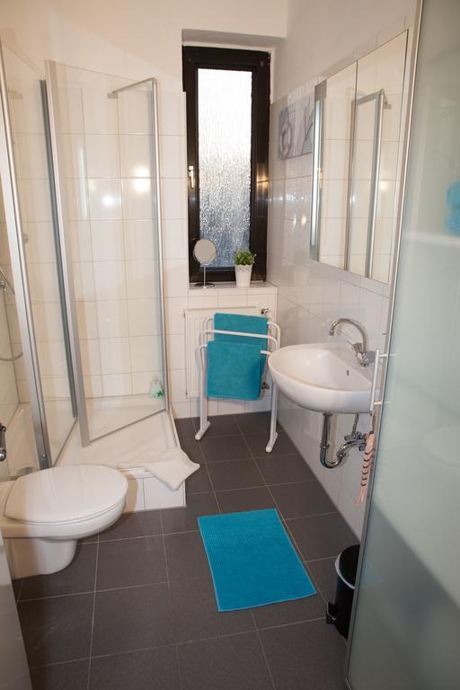 Apartmenthaus Lorbach Золинген Екстериор снимка